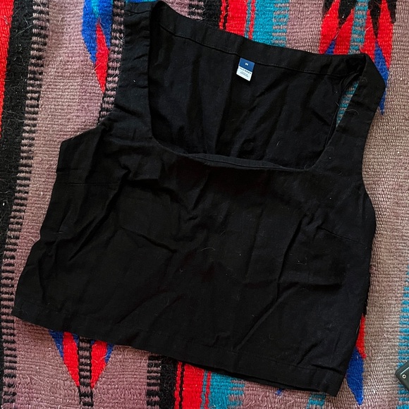 Old Navy Tops - Black Sleeveless Women's Top old navy linen blend